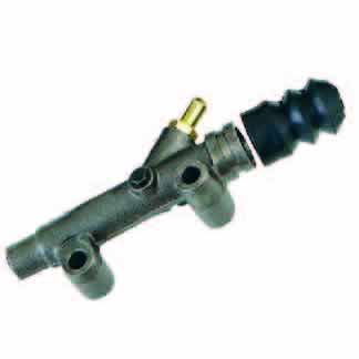 CA151 clutch master cylinder